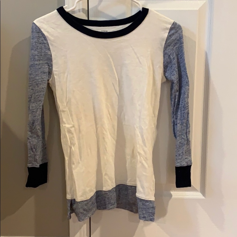 Quarter sleeve shirt